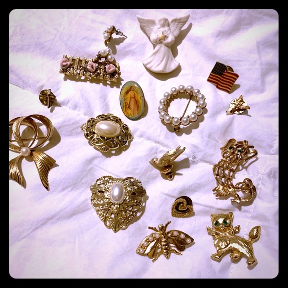 Accessories - BOGO FREE VINTAGE Antique Brooches Set VARIOUS